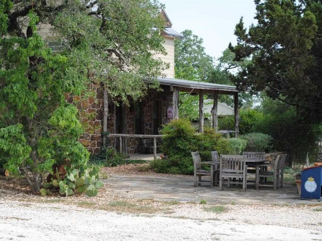 Last Outpost Bandera Ranch House Exterior foto